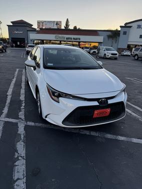 White 2020 Toyota Corolla LE