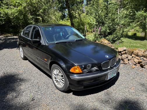 1999 BMW 328 i