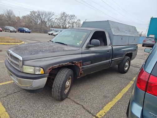 2002 Dodge Ram 2500 Base