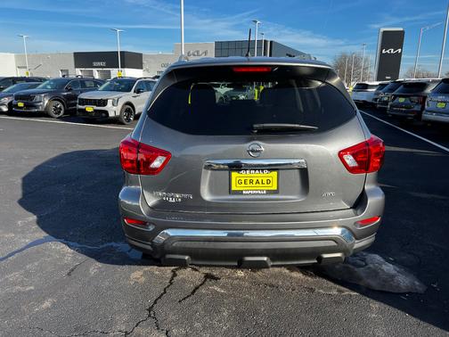 2018 Nissan Pathfinder S