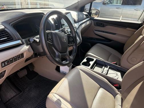 White 2020 Honda Odyssey EX-L