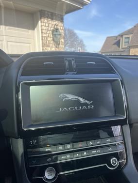 2020 Jaguar F-PACE 25t Premium