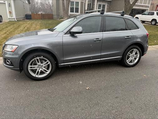 2017 Audi Q5 2.0T Premium Plus