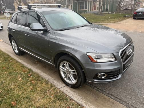 2017 Audi Q5 2.0T Premium Plus