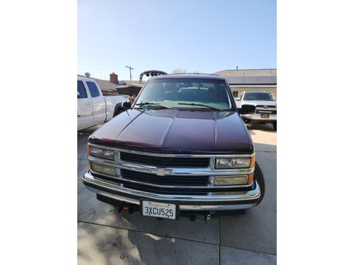 1997 Chevrolet Tahoe Base