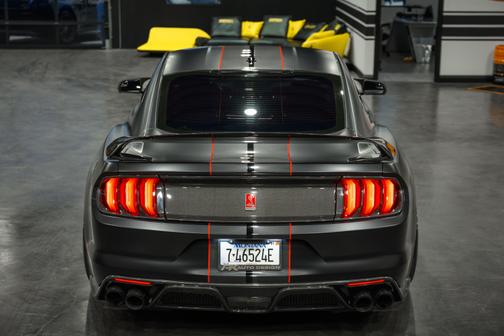 2018 Ford Shelby GT350R Base
