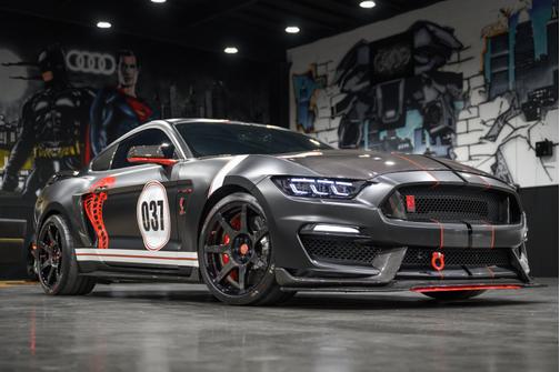 2018 Ford Shelby GT350R Base