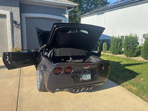 Blue 2013 Chevrolet Corvette Grand Sport