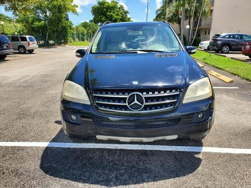 Black 2007 Mercedes-Benz M-Class ML 350 4MATIC