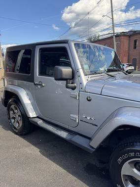 Silver 2018 Jeep Wrangler JK Sahara