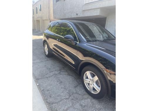 2011 Porsche Cayenne Cayenne