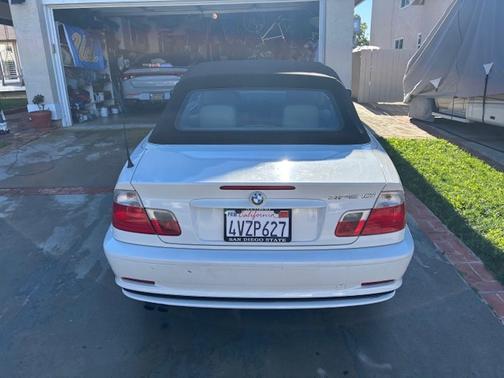 2002 BMW 325 Cic