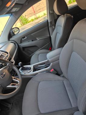 Green 2015 Kia Sportage LX