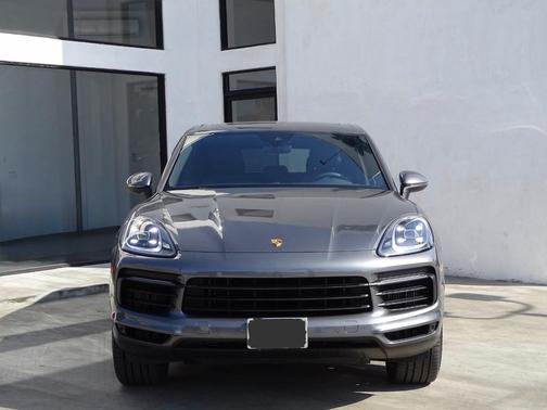 Gray 2019 Porsche Cayenne Cayenne