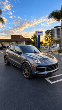 Gray 2019 Porsche Cayenne Cayenne