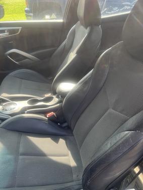 2013 Hyundai Veloster Base