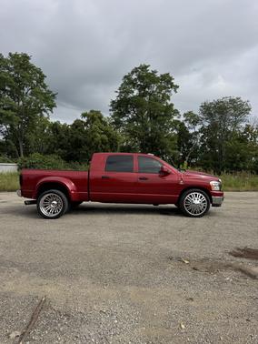 2006 Dodge Ram 3500 SLT Mega Cab