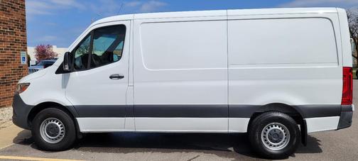 White 2022 Mercedes-Benz Sprinter 1500 Standard Roof