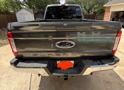 Gray 2017 Ford F-250 XLT