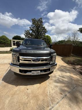 Gray 2017 Ford F-250 XLT