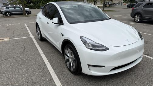 White 2023 Tesla Model Y Long Range