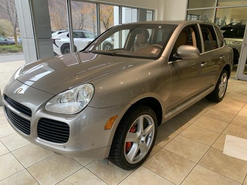 2004 Porsche Cayenne Cayenne Turbo