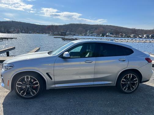 Gray 2021 BMW X4 M40i