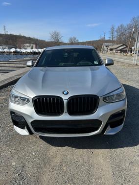 Gray 2021 BMW X4 M40i
