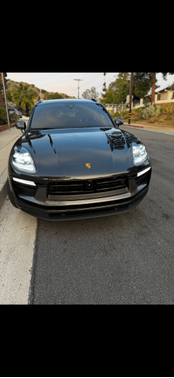2023 Porsche Macan T