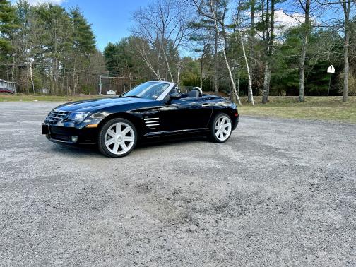 Photo 1 of 4 of 2005 Chrysler Crossfire Limited