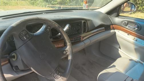 Silver 2005 Buick LeSabre Custom