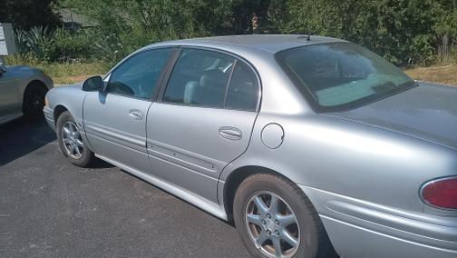 Silver 2005 Buick LeSabre Custom
