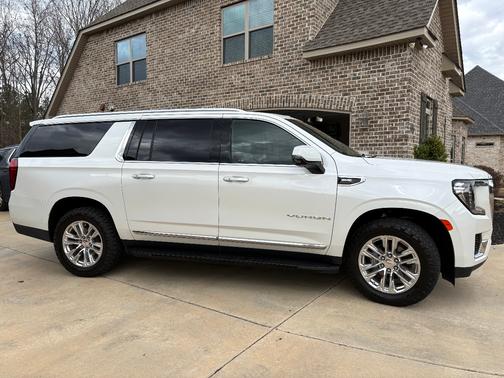 2021 GMC Yukon XL SLT