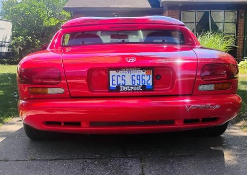 Red 1994 Dodge Viper RT-10