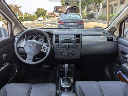 2008 Nissan Versa SL