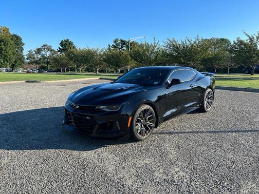 Black 2022 Chevrolet Camaro ZL1