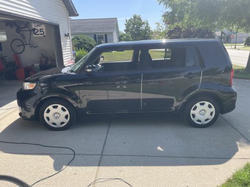 2014 Scion xB Base