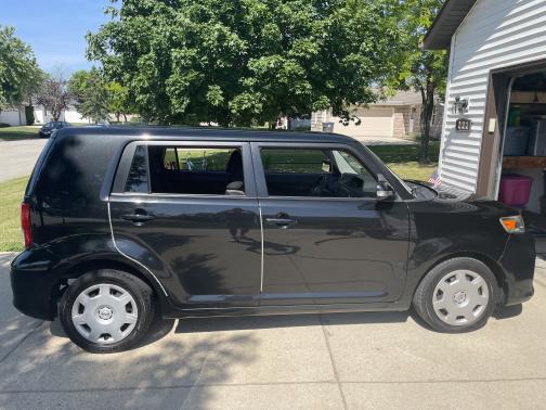 2014 Scion xB Base