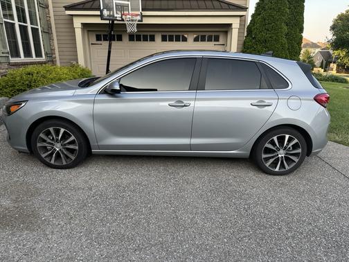2020 Hyundai Elantra GT Base