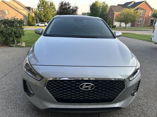 2020 Hyundai Elantra GT Base