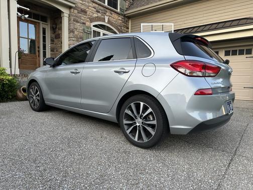 2020 Hyundai Elantra GT Base
