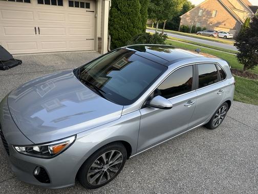2020 Hyundai Elantra GT Base