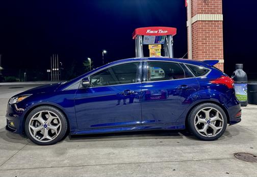 2016 Ford Focus ST Base