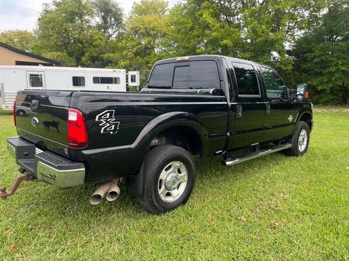 Black 2016 Ford F-350 XLT