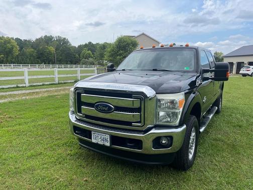 Black 2016 Ford F-350 XLT