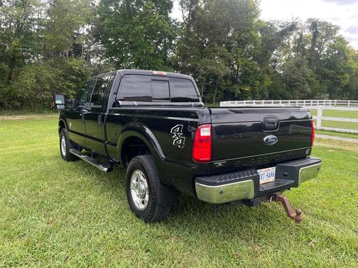 Black 2016 Ford F-350 XLT