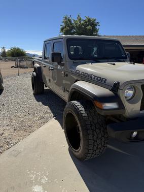 Beige 2020 Jeep Gladiator Sport S