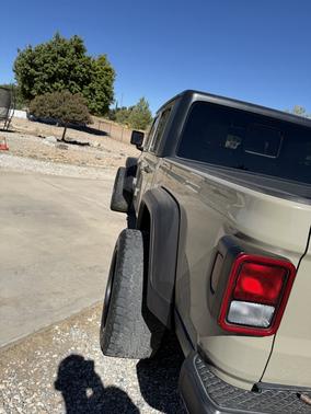 Beige 2020 Jeep Gladiator Sport S