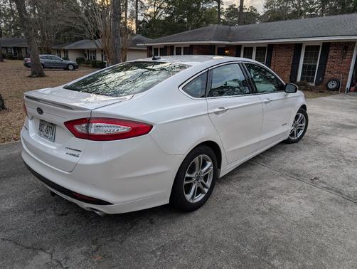 2016 Ford Fusion Hybrid Titanium