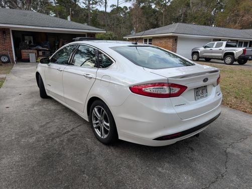 2016 Ford Fusion Hybrid Titanium